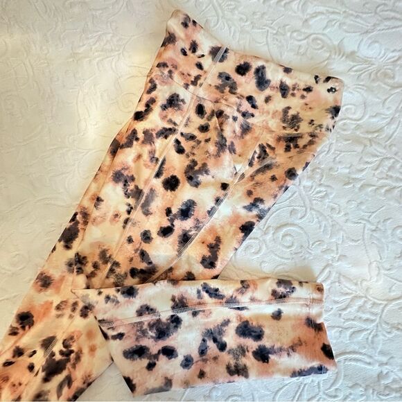 Carson Side Pocket Mid Calf Capri Size Sm HERON CHEETAH TIE DYE - Picture 4 of 14